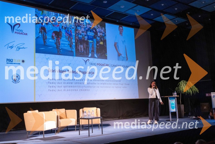  Teja HauptmanDanPR, dan odnosov z javnostmi