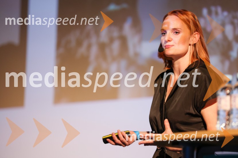  Petra Skrivarnik, marketing, HitRadio CenterDanPR, dan odnosov z javnostmi