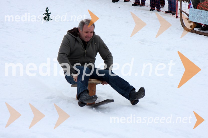 Goran Leban, tekmovalec v resničnostnem šovu Kmetija13. tradicionalni spust s pležuhi