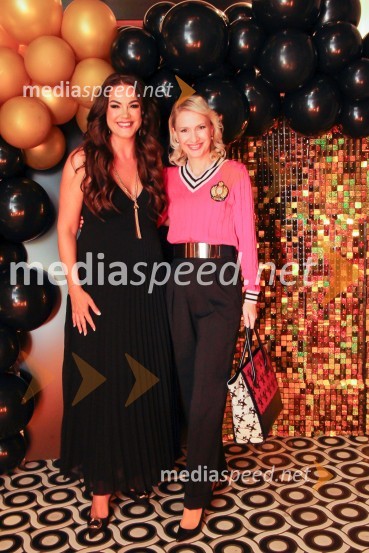  Rebeka Dremelj, pevka;  Maja Ferme, modna oblikovalkaNepremagljiva ženska 2022 je Valerija Čarman