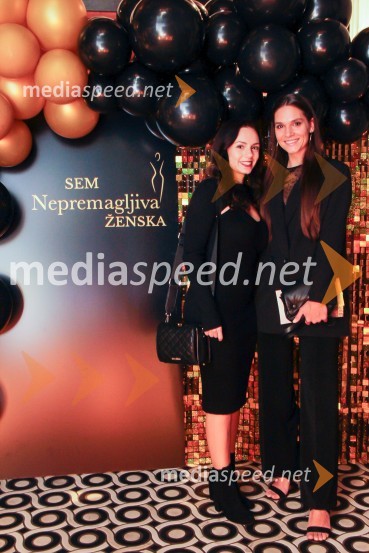  ... ;  Nives Orešnik, fotomodel, fitnes trenerka, nekdanja Miss SlovenijeNepremagljiva ženska 2022 je Valerija Čarman