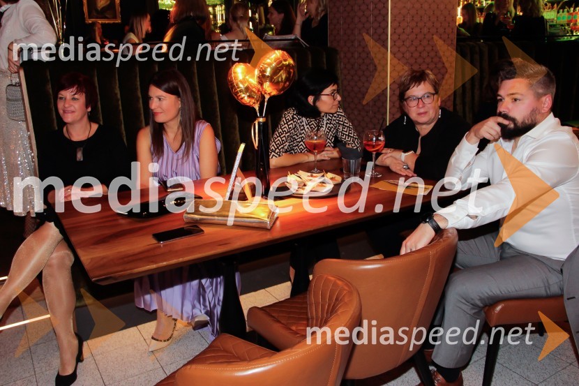 Nepremagljiva ženska 2022 je Valerija Čarman