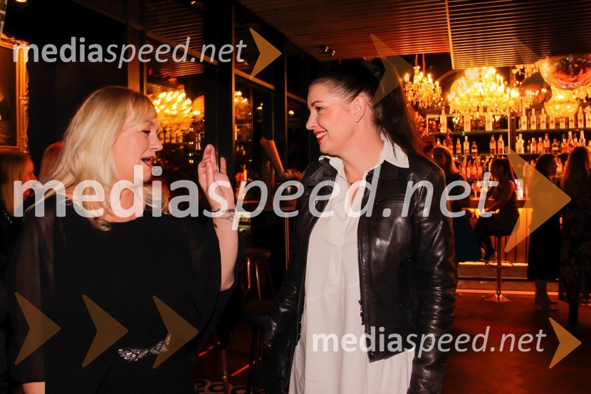  Alenka Kesar, avtorica knjige Druga žena, agencija Adrema;  Nina Urbančič Romih, L&ZNepremagljiva ženska 2022 je Valerija Čarman