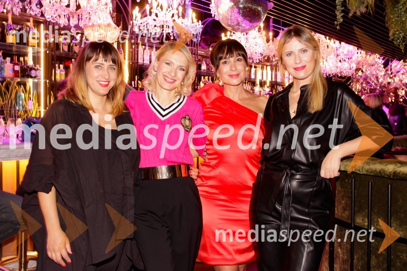  ... ;  Maja Ferme, modna oblikovalka;  Tina Gorenjak, igralka;  Alenka Birk, stilistkaNepremagljiva ženska 2022 je Valerija Čarman