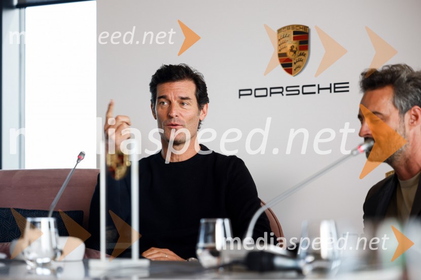  Mark Webber, nekdanji voznik Formule 1Mark Webber, nekdanji voznik F1 in Nika Zupanc, slovenska industrijska oblikovalka na novinarski konferenci Wild at Heart