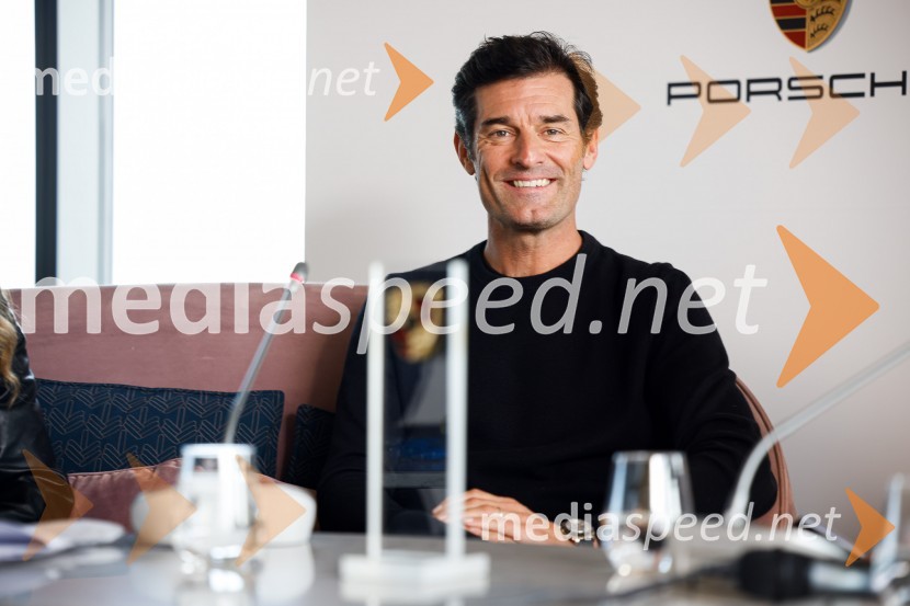  Mark Webber, nekdanji voznik Formule 1Mark Webber, nekdanji voznik F1 in Nika Zupanc, slovenska industrijska oblikovalka na novinarski konferenci Wild at Heart