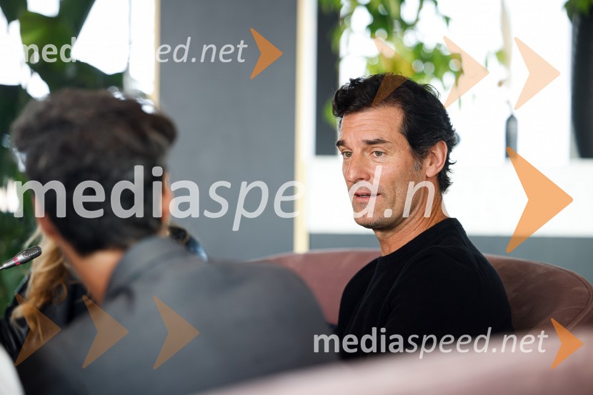  Mark Webber, nekdanji voznik Formule 1Mark Webber, nekdanji voznik F1 in Nika Zupanc, slovenska industrijska oblikovalka na novinarski konferenci Wild at Heart