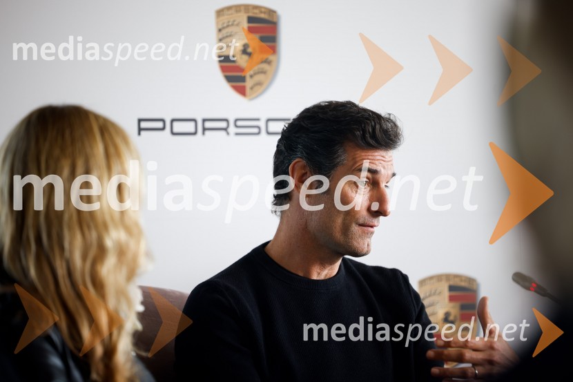  Mark Webber, nekdanji voznik Formule 1Mark Webber, nekdanji voznik F1 in Nika Zupanc, slovenska industrijska oblikovalka na novinarski konferenci Wild at Heart