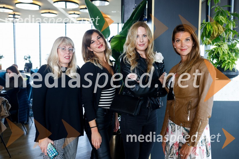  ... ;  ... ;  Nika Zupanc, ambasadorka, Porsche;  ... Mark Webber, nekdanji voznik F1 in Nika Zupanc, slovenska industrijska oblikovalka na novinarski konferenci Wild at Heart