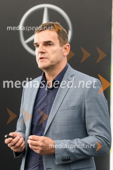  Boštjan Skok, vodja prodaje osebnih vozil, Mercedes BenzPredstavitev tretje generacije Mercedes-Benz GLC