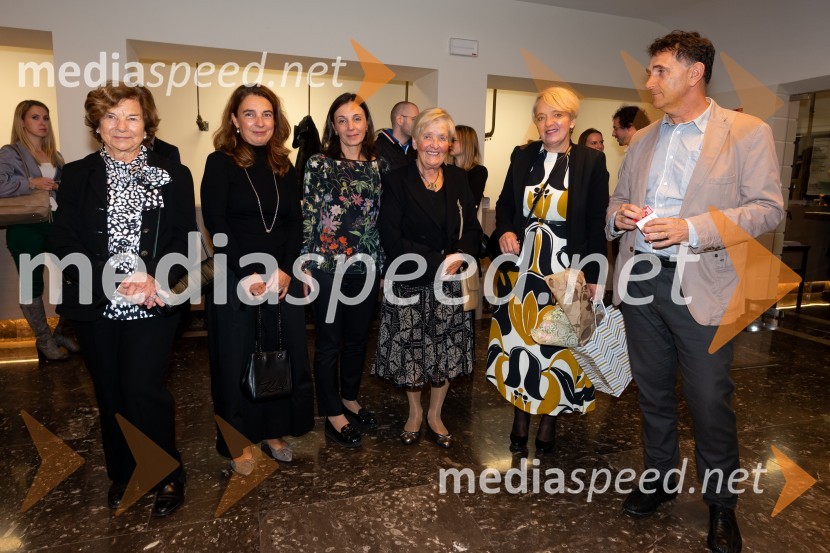 POGLEJ ME!, premiera v gledališču Celje