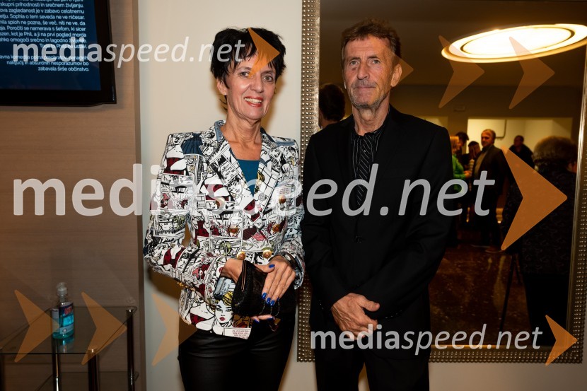 POGLEJ ME!, premiera v gledališču Celje