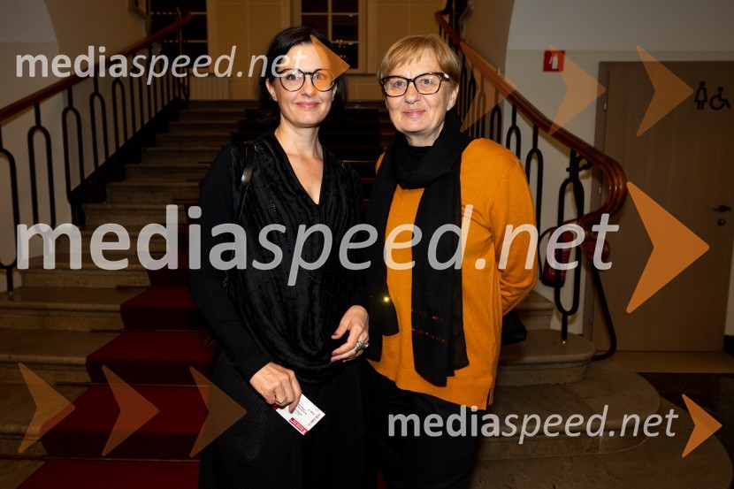 POGLEJ ME!, premiera v gledališču Celje