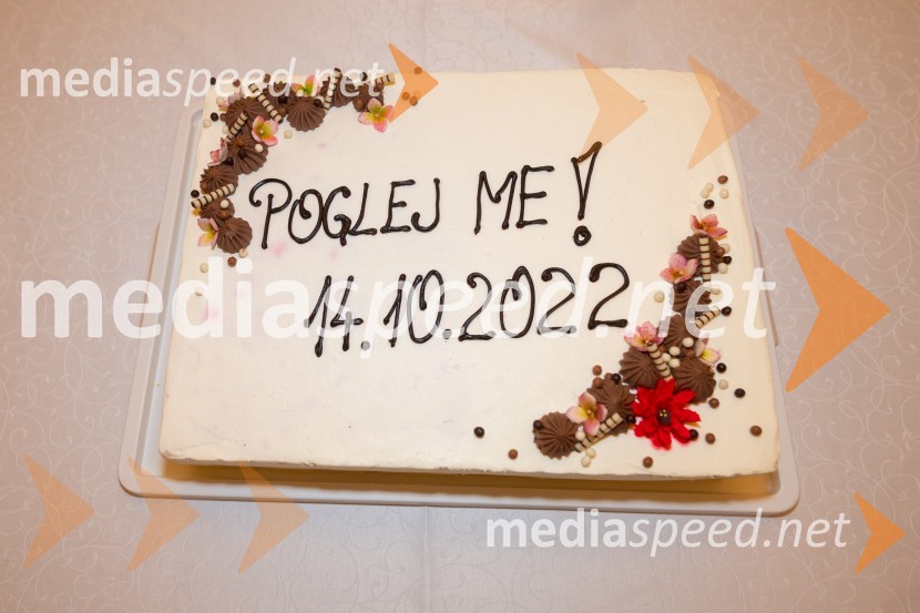 POGLEJ ME!, premiera v gledališču Celje