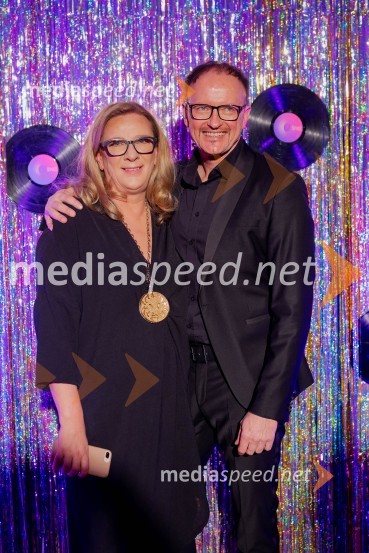  Urša Alič, direktorica, Špas teater;  Rudolf Gas, glasbenikVročica V ŽIVO! v Špas teatru