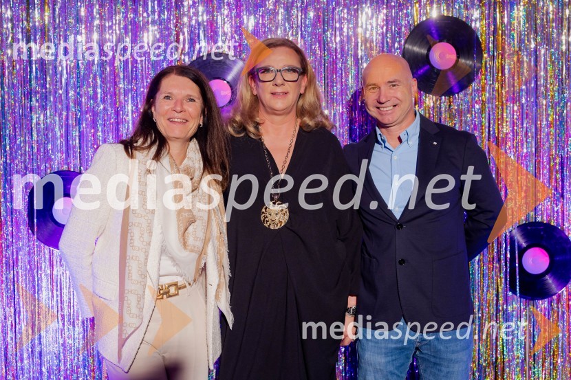  ... ;  Urša Alič, direktorica, Špas teater;  ... Vročica V ŽIVO! v Špas teatru