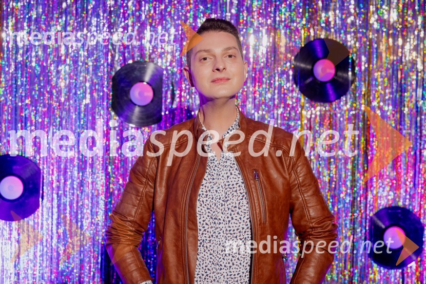  Damjan Murko, pevecVročica V ŽIVO! v Špas teatru