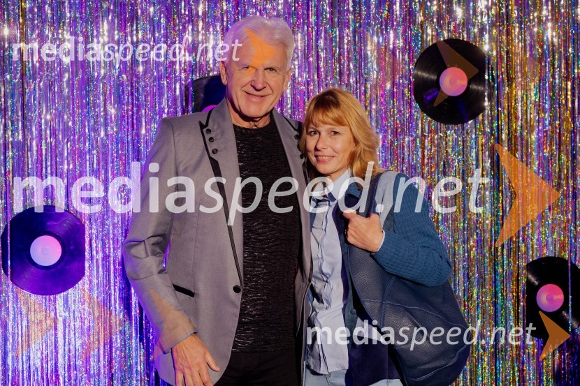  Andrej Šifrer, glasbenik;  Mirjam PovhVročica V ŽIVO! v Špas teatru