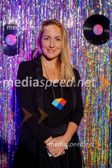  Eva  Hren, pevkaVročica V ŽIVO! v Špas teatru