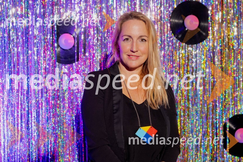  Eva  Hren, pevkaVročica V ŽIVO! v Špas teatru