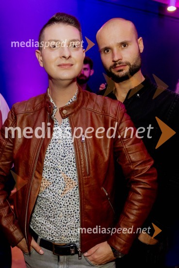  Damjan Murko, pevec;  ... Vročica V ŽIVO! v Špas teatru