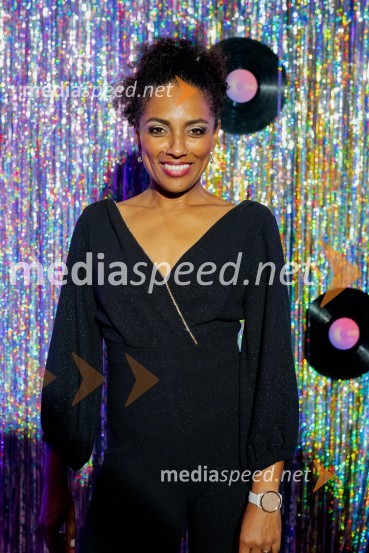  Irena Yebuah Tiran, operna pevkaVročica V ŽIVO! v Špas teatru