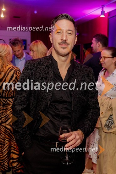 Vročica V ŽIVO! v Špas teatru