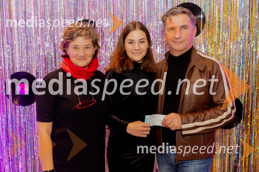  ... ;  Ajda Majhenič;  ... Vročica V ŽIVO! v Špas teatru