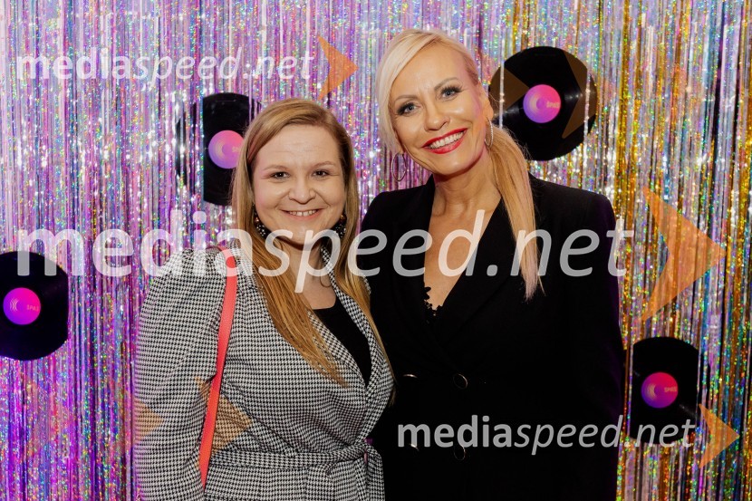  ... ;  Petra Kerčmar, televizijska voditeljicaVročica V ŽIVO! v Špas teatru