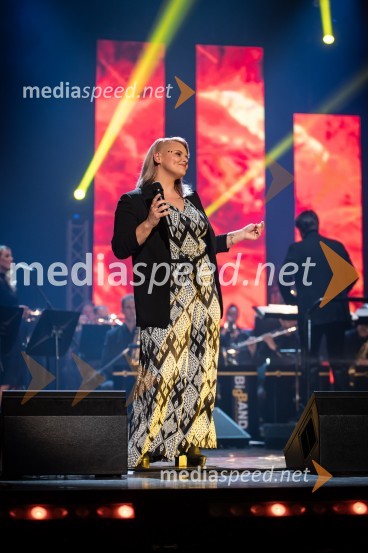  Anja  Hrastovšek, pevka skupine Soul, jazz in jazFrišno Fresh, dan nove slovenske glasbe 2022