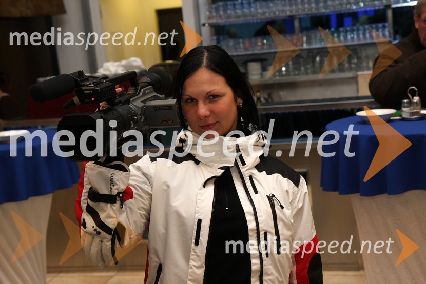 Alenka Golubič, vodja marketinga na RTS13. tradicionalni spust s pležuhi