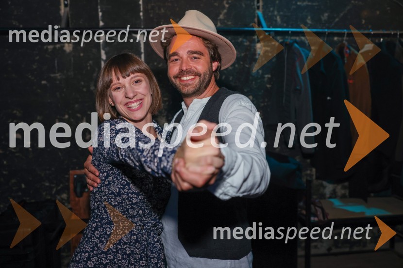  Mojca  Zalar, pevka, skupina Čedahuči;  Blaž  Učakar, glasbenik, skupina ČedahučiFrišno Fresh, dan nove slovenske glasbe 2022