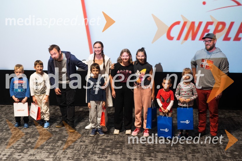  ... ;  ... ;  Marko Žerjal, novinar, Planet TV;  Alenka Tetičkovič, igralka;  ... ;  ... ;  ... ;  ... ;  ... ;  Uroš Buh, glasbenik, igralecKung Fu Tačke, premiera filma v Cineplexx Ljubljana