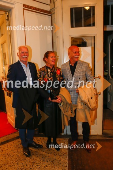  Andrej Guček, zdravnik;  Polona  Praprotnik;  Frane Praprotnik, podjetnikPrometej, premiera antičnega mita z mednarodno zasedbo