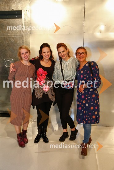  Eszter Román, igralka;  Andrea Vindis, igralka;  ... ;  ... Prometej, premiera antičnega mita z mednarodno zasedbo