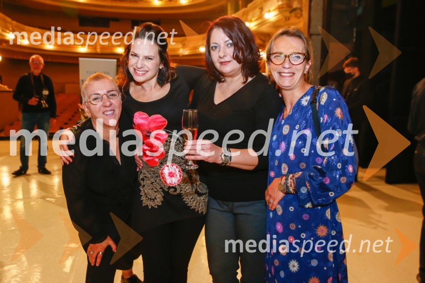  Mirela Pană, igralka;  Andrea Vindis, igralka;  ... ;  ... Prometej, premiera antičnega mita z mednarodno zasedbo