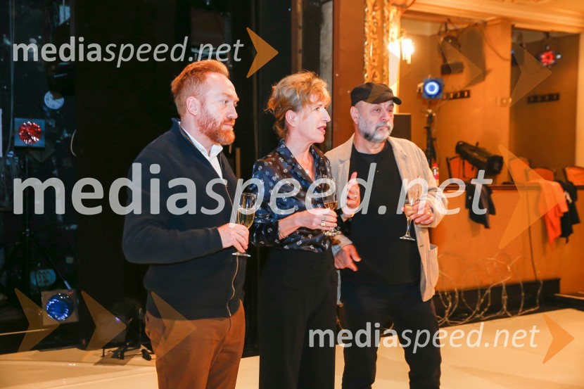  Erwin Şimşensohn, asistent režiserja;  Vesna Jurca Tadel, ravnateljice SNG Drama Ljubljana;  Gábor  Tompa, režiserPrometej, premiera antičnega mita z mednarodno zasedbo