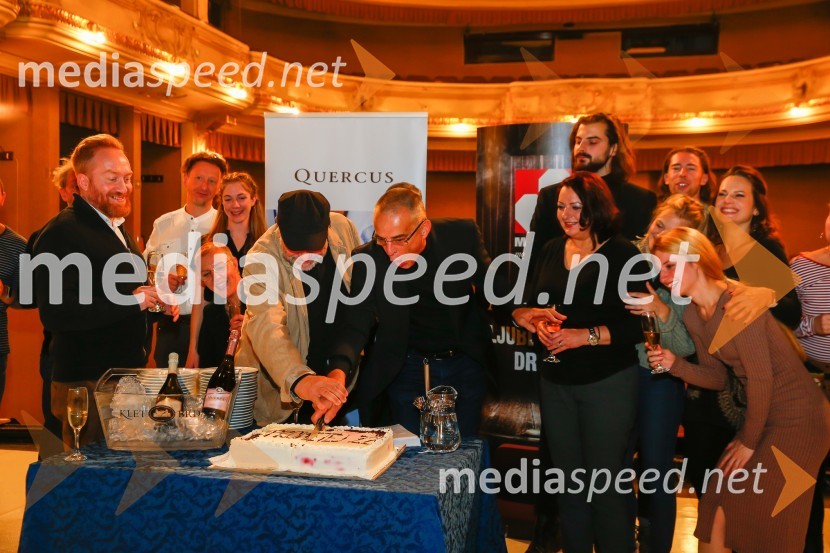  Gábor  Tompa, režiser;   Igor  Samobor, igralecPrometej, premiera antičnega mita z mednarodno zasedbo