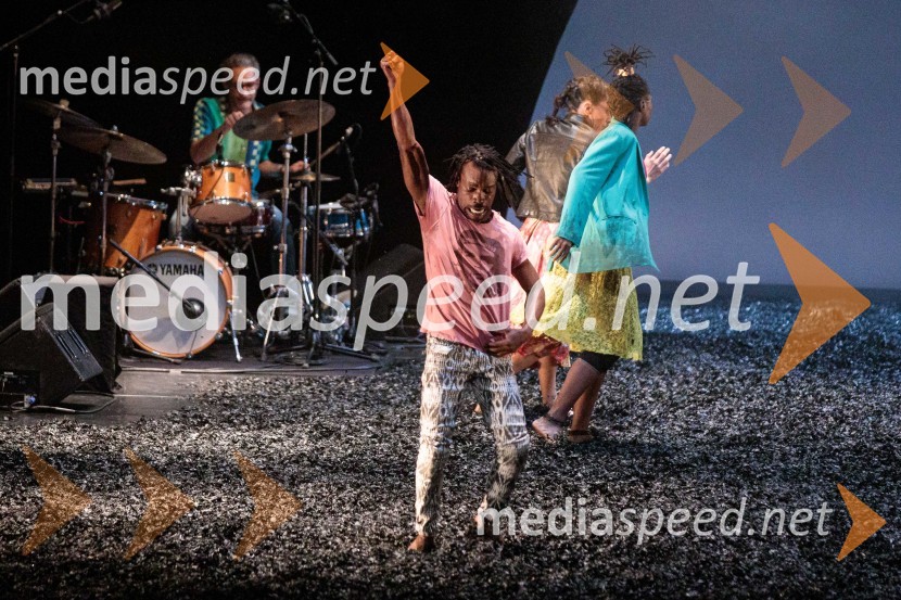  Adonis NebieFaso Danse Théâtre: WAKATT, premiera v Cankarjevem domu