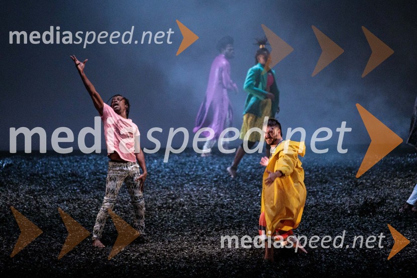  Adonis Nebie;  Marco LabellarteFaso Danse Théâtre: WAKATT, premiera v Cankarjevem domu