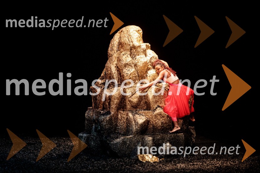  Jolie NgemiFaso Danse Théâtre: WAKATT, premiera v Cankarjevem domu