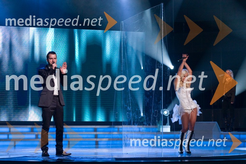 Rudi Bučar in Alya, pevcaEMA 2009, finale