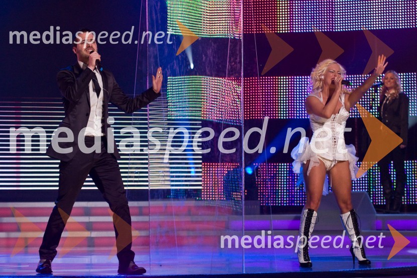 Rudi Bučar in Alya, pevcaEMA 2009, finale