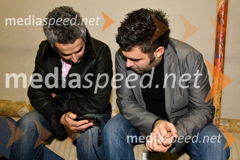 Gena Zeneli, koreograf in Dejan Bojič, mož Natalije VerbotenEMA 2009, finale