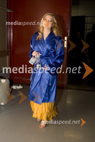 Eva Černe, pevkaEMA 2009, finale