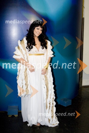 Lea Sirk, pevkaEMA 2009, finale