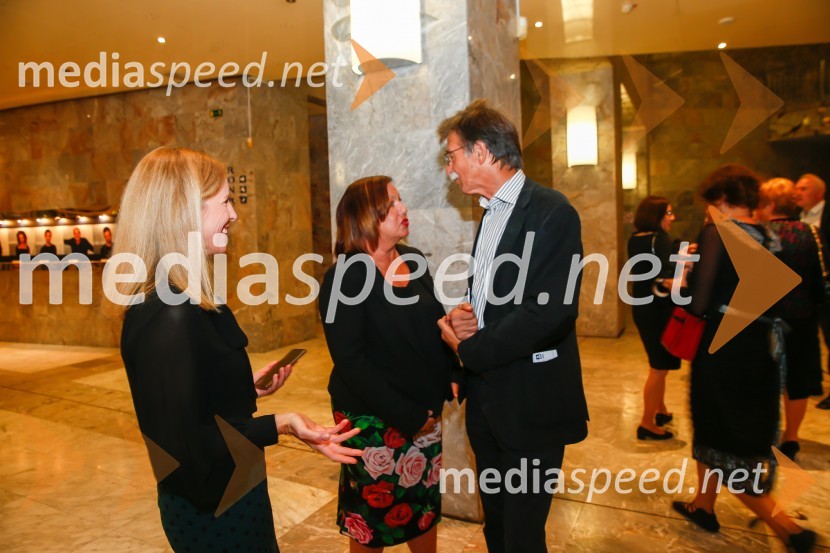  ... ;  Maja Jerman Bratec, upokojena direktorica SNG Nova Gorica;  Jožko  Čuk, nekdanji direktor GZS, nekdanji direktor SNG Nova GoricaPravljice našega otroštva, premiera v SNG Nova Gorica