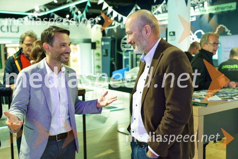  Danilo Ferjančič, generalni direktor Porsche Slovenija d.o.o;  Miha Levstek, direktor, EtrelVrhunska e-mobilnost, konferenca