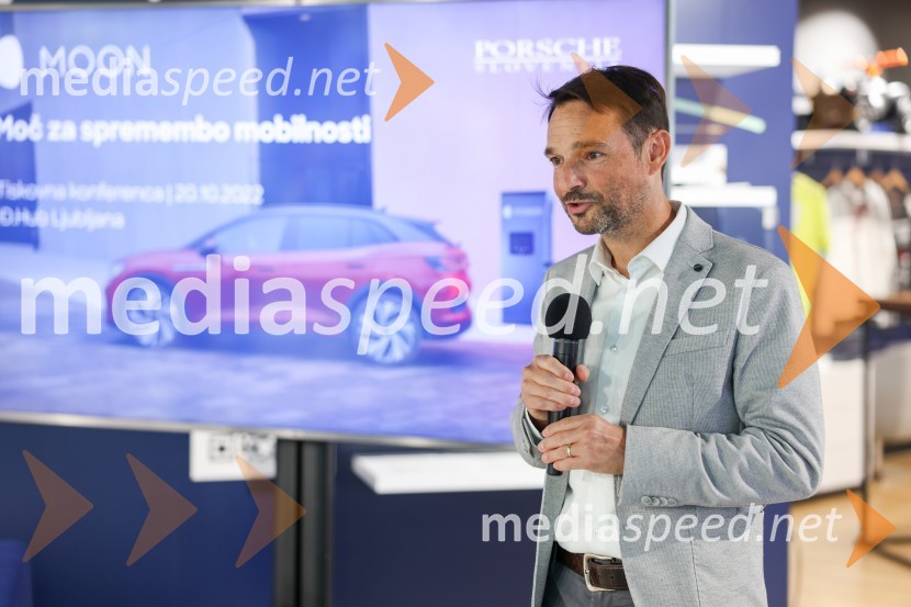  Danilo Ferjančič, generalni direktor Porsche Slovenija d.o.oVrhunska e-mobilnost, konferenca