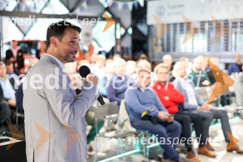  Danilo Ferjančič, generalni direktor Porsche Slovenija d.o.oVrhunska e-mobilnost, konferenca